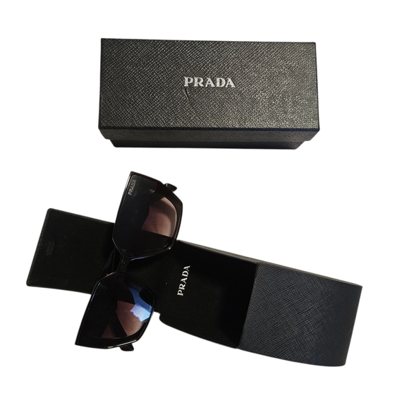 NWT✨PRADA✨Authentic Bordeaux Brown Sunglasses with Gold Iconic Logo - Picture 15 of 16